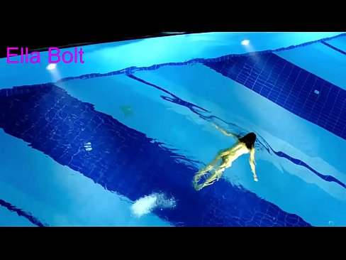 ❤️ Ich kann nicht aufhören zuzusehen, junge Blondine beim Nacktschwimmen im Pool des ELLA BOLT Resorts erwischt ❤️ Beautiful porn bei de.verhentai.ru ﹏