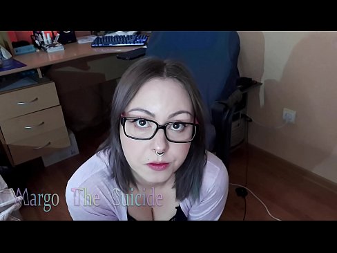 ❤️ Sexy Girl mit Brille saugt Dildo tief vor der Kamera ❤️ Beautiful porn bei de.verhentai.ru ﹏