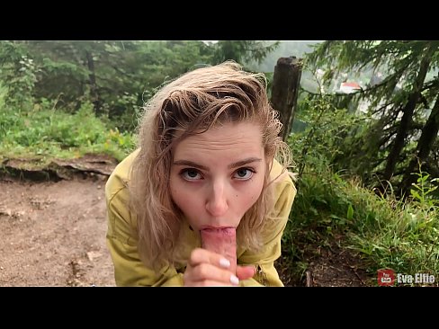 ❤️ Mädchen schluckt Sperma nach einem öffentlichen Blowjob - Eva Elfi ❤️ Beautiful porn bei de.verhentai.ru ﹏